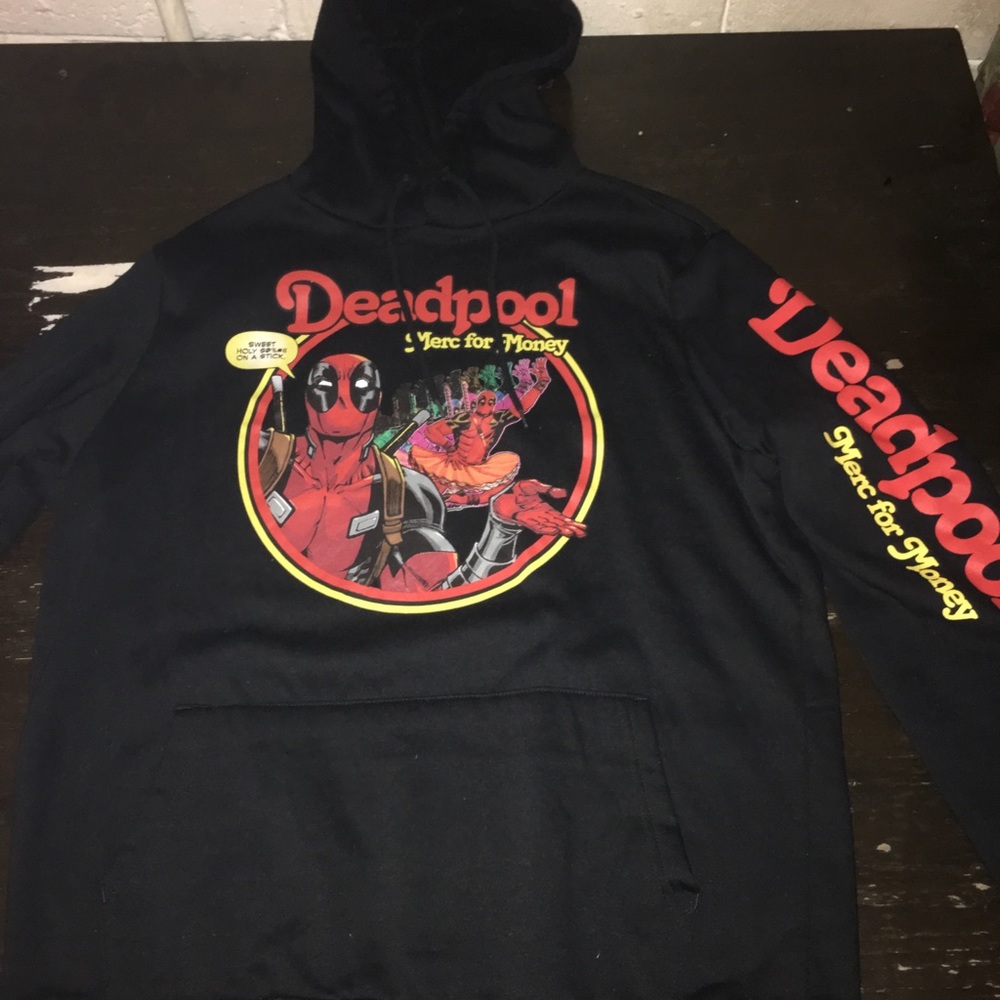 Deadpool Vintage Marcel comics hoodie L